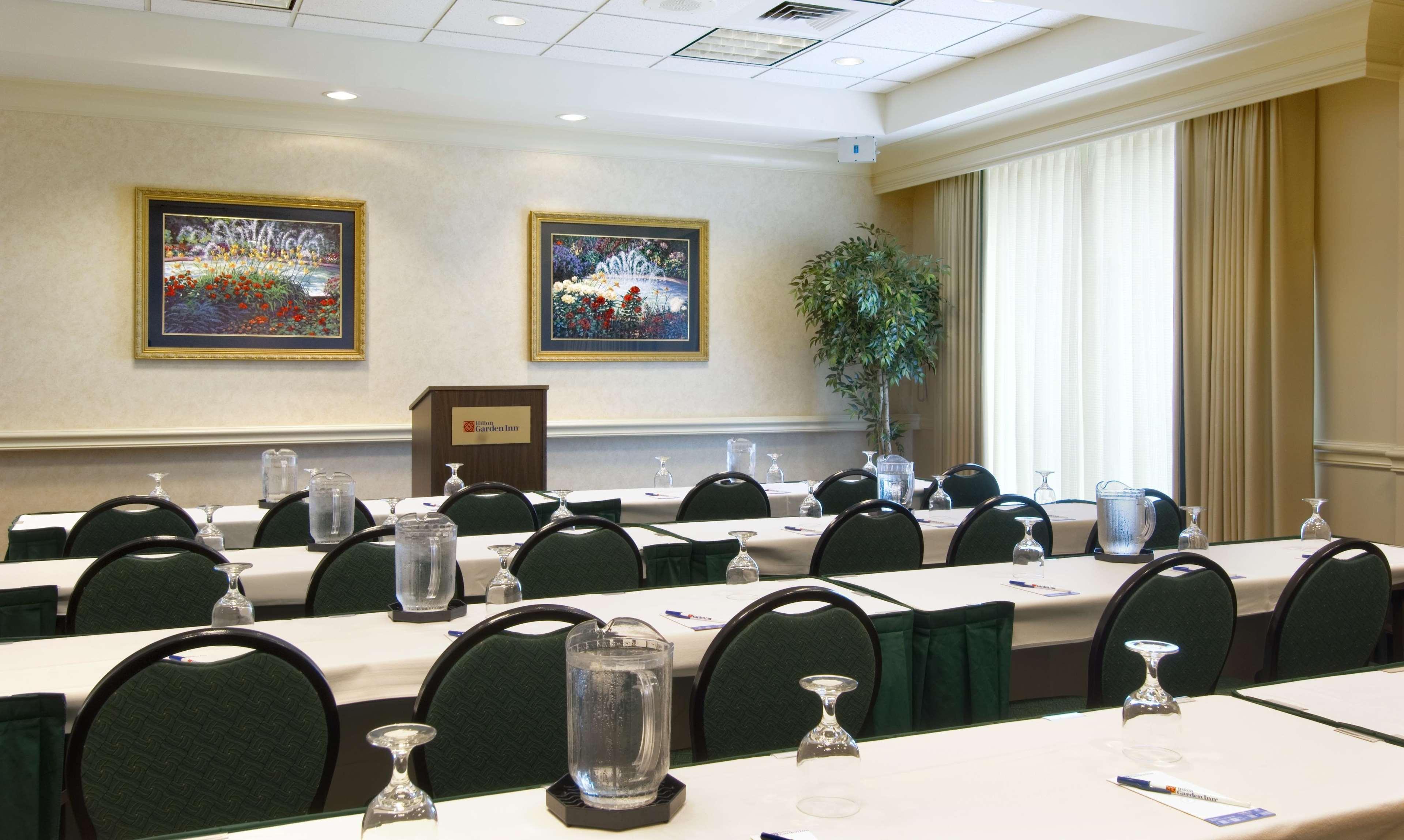 Hilton Garden Inn Tampa North Temple Terrace Faciliteiten foto