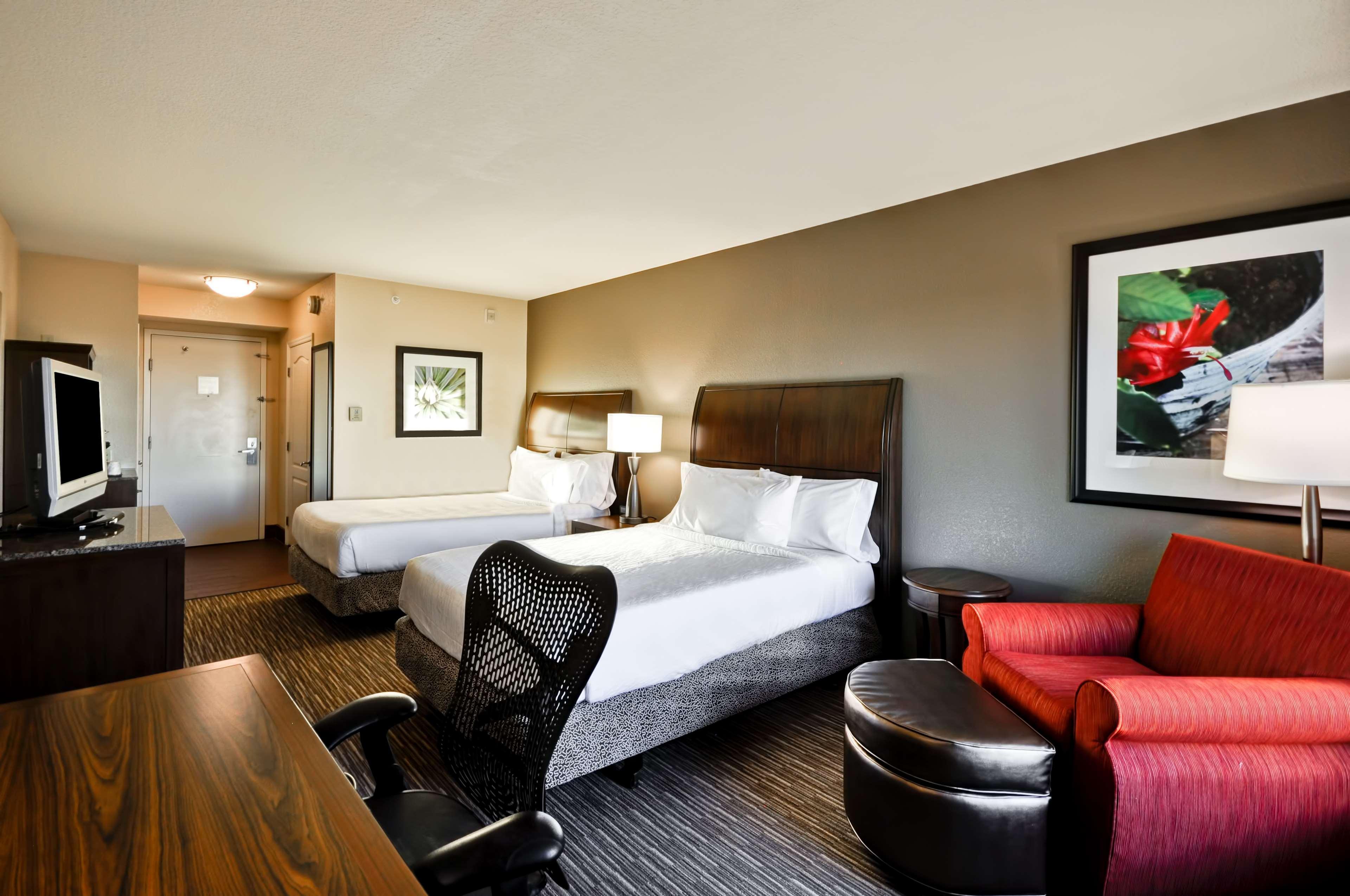 Hilton Garden Inn Tampa North Temple Terrace Buitenkant foto