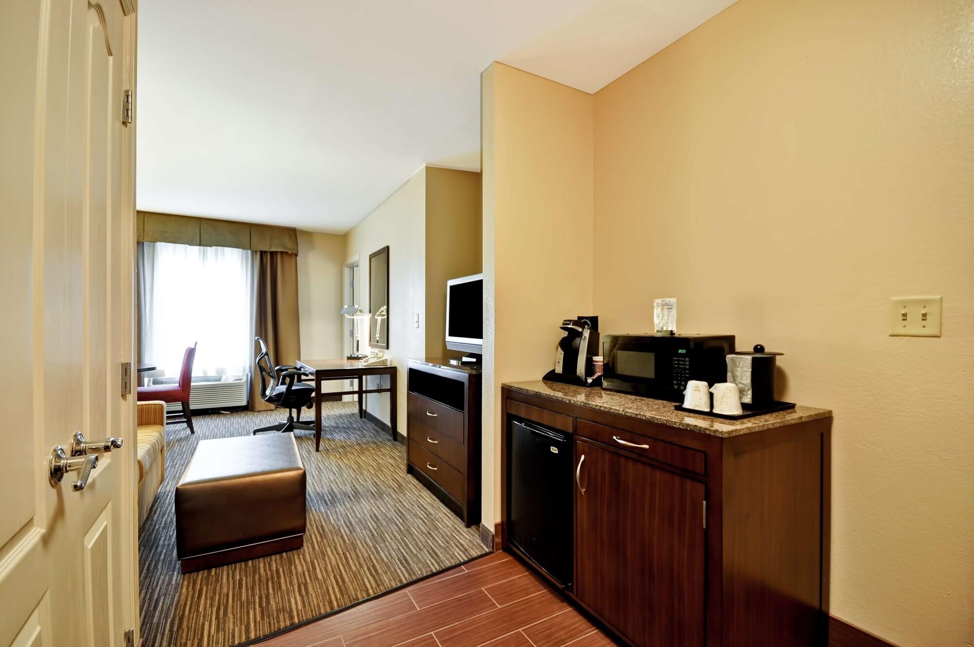 Hilton Garden Inn Tampa North Temple Terrace Buitenkant foto