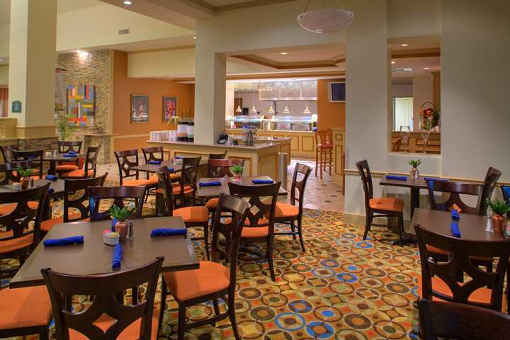 Hilton Garden Inn Tampa North Temple Terrace Buitenkant foto